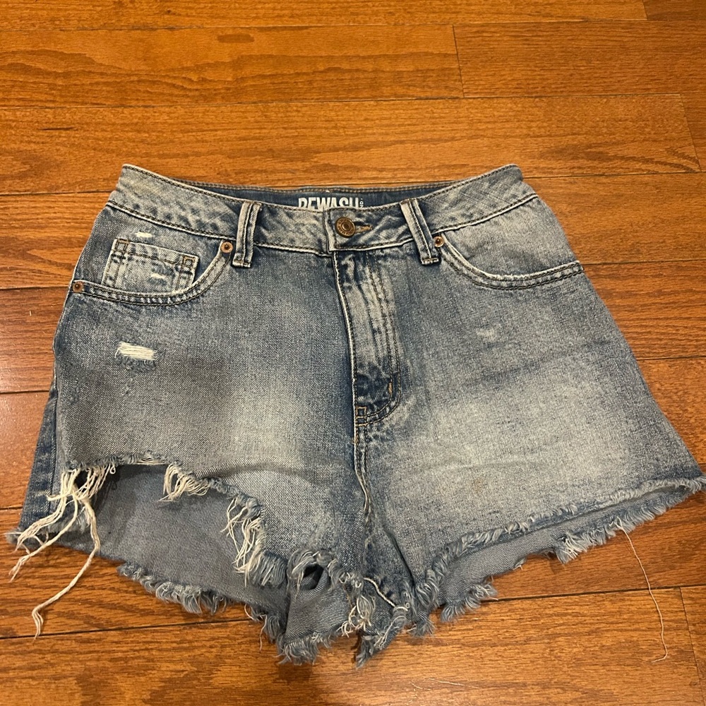 Rewash Women's Frayed Hem Jean Shorts - Blue